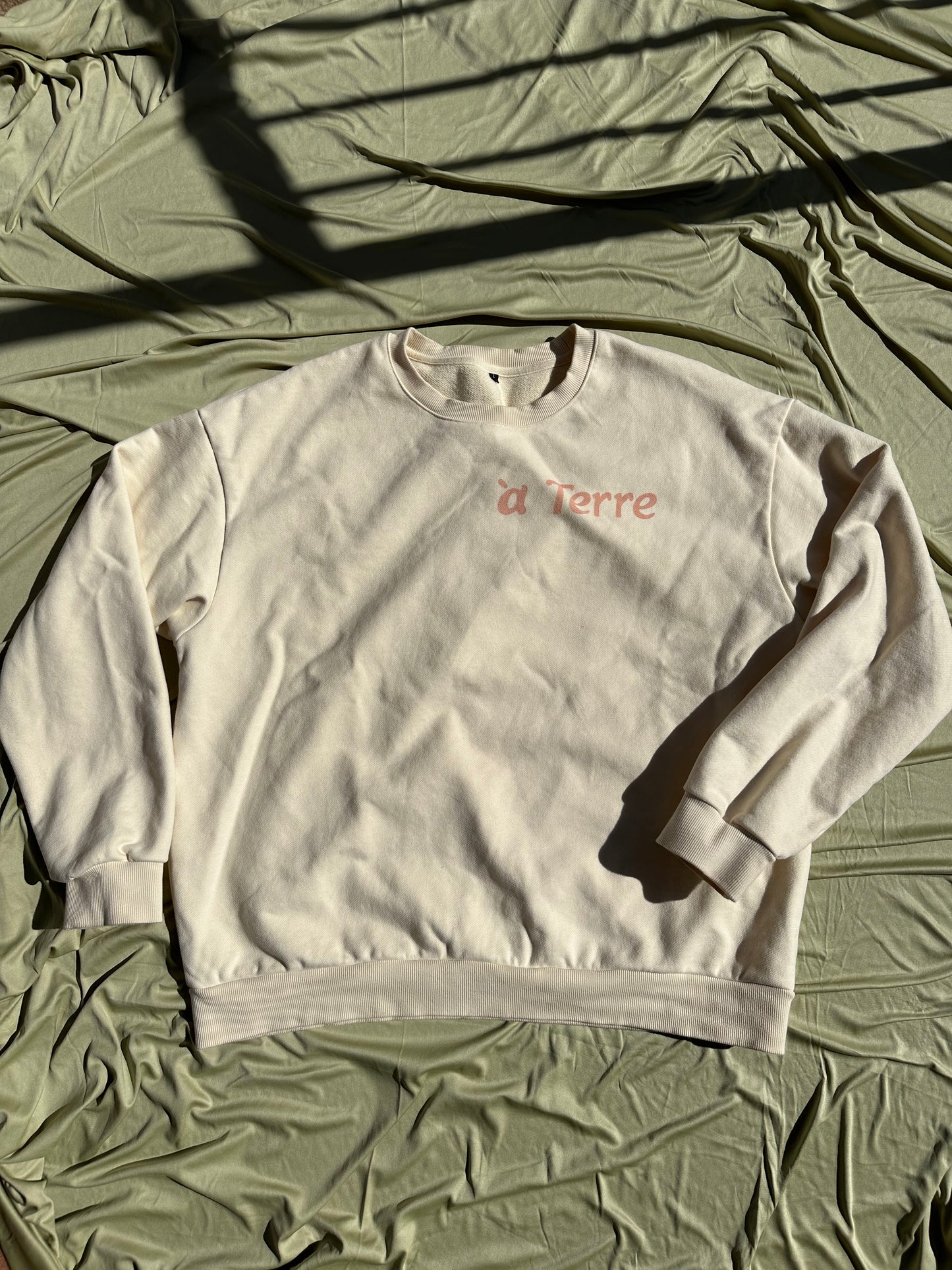 a Terre Crew Neck Sweatshirt - Cream/Pink