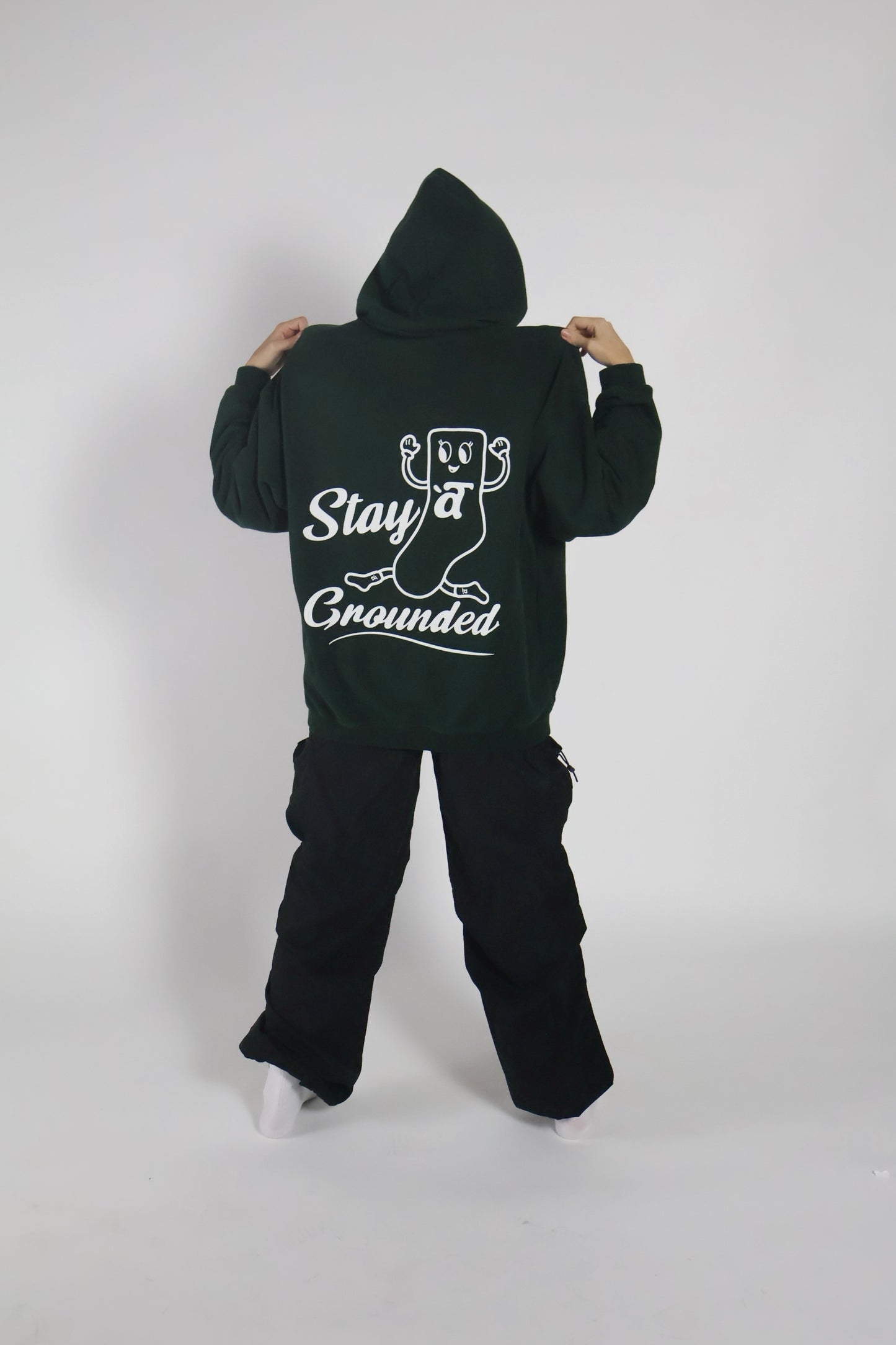 Stay Grounded - à Terre Hoodie in Green