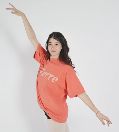 a Terre Merch T-shirt - Pink