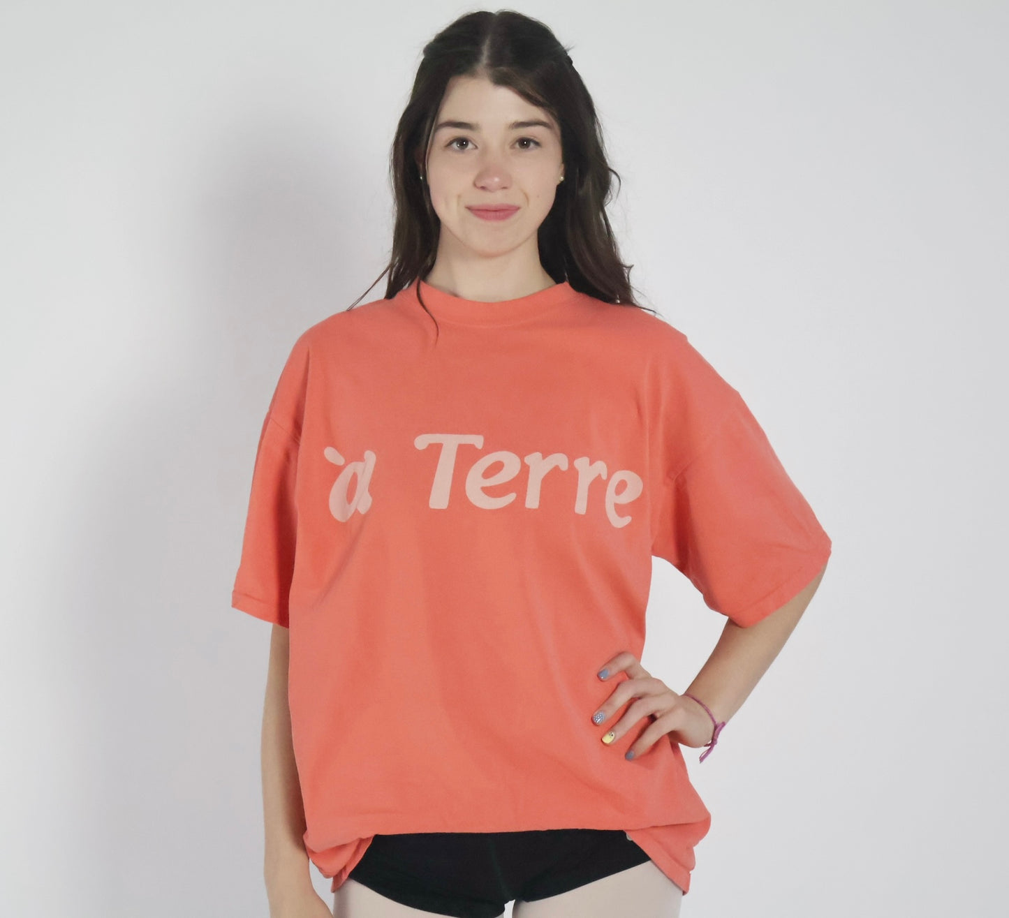 a Terre Merch T-shirt - Pink