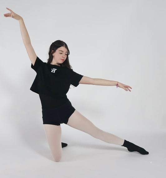 a Terre Merch Cropped T-shirt - Black