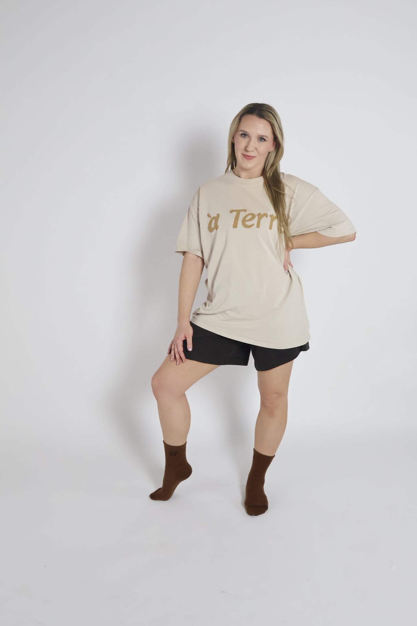a Terre Merch T-shirt - Tan