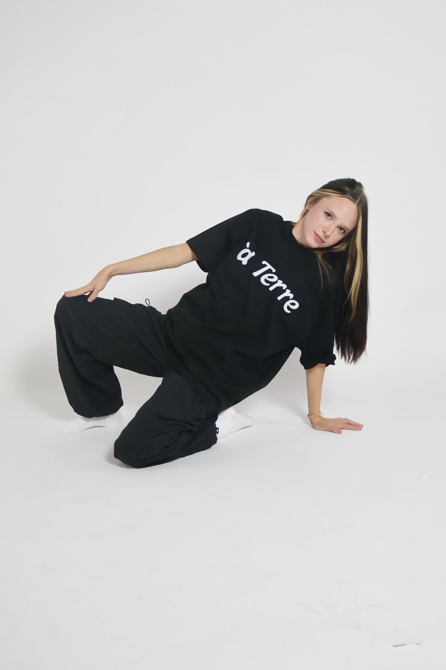 a Terre Merch t-shirt - Black